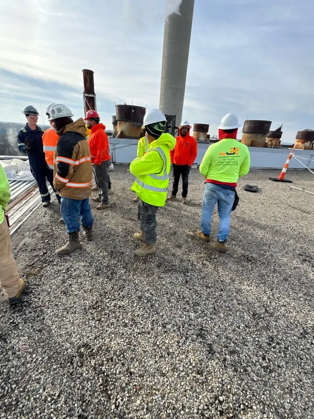 Manufacturer-certified roof installation in Mooreland